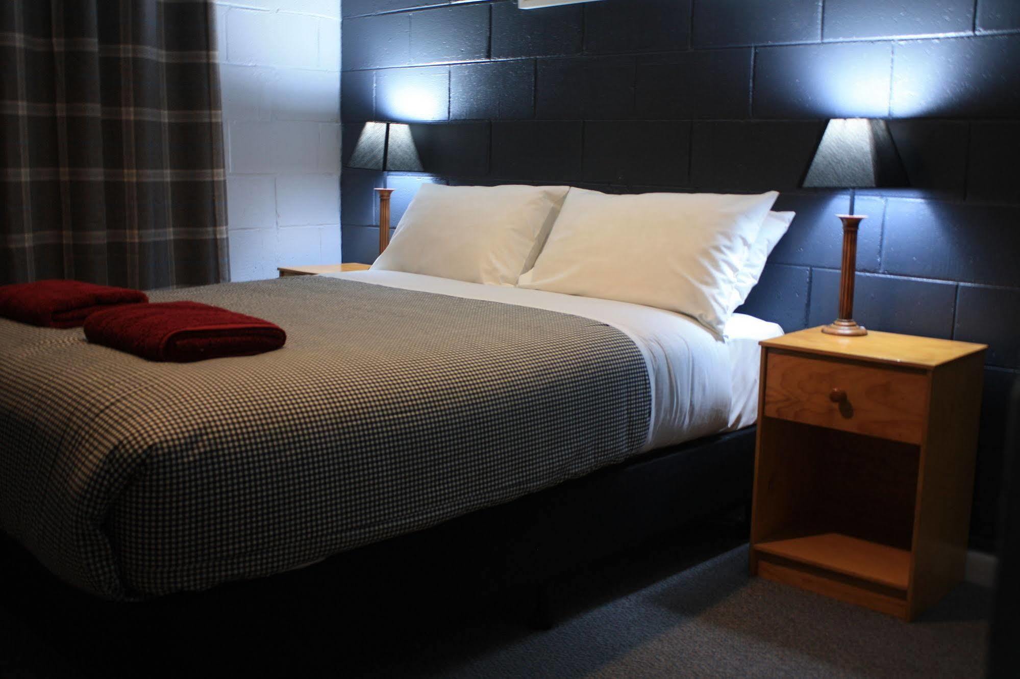 Troldhaugen Lodge - Adults Only Jindabyne Buitenkant foto